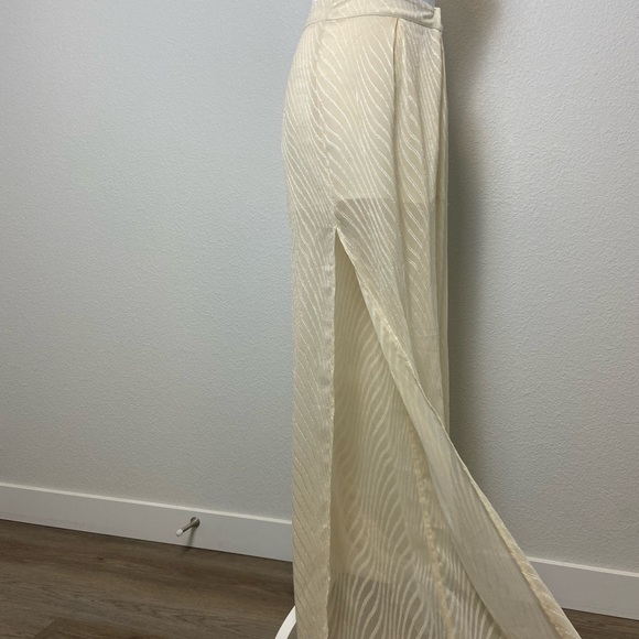 Bebe woman wide leg sheer side slit pants texture shine pattern partial lining - Picture 6 of 7